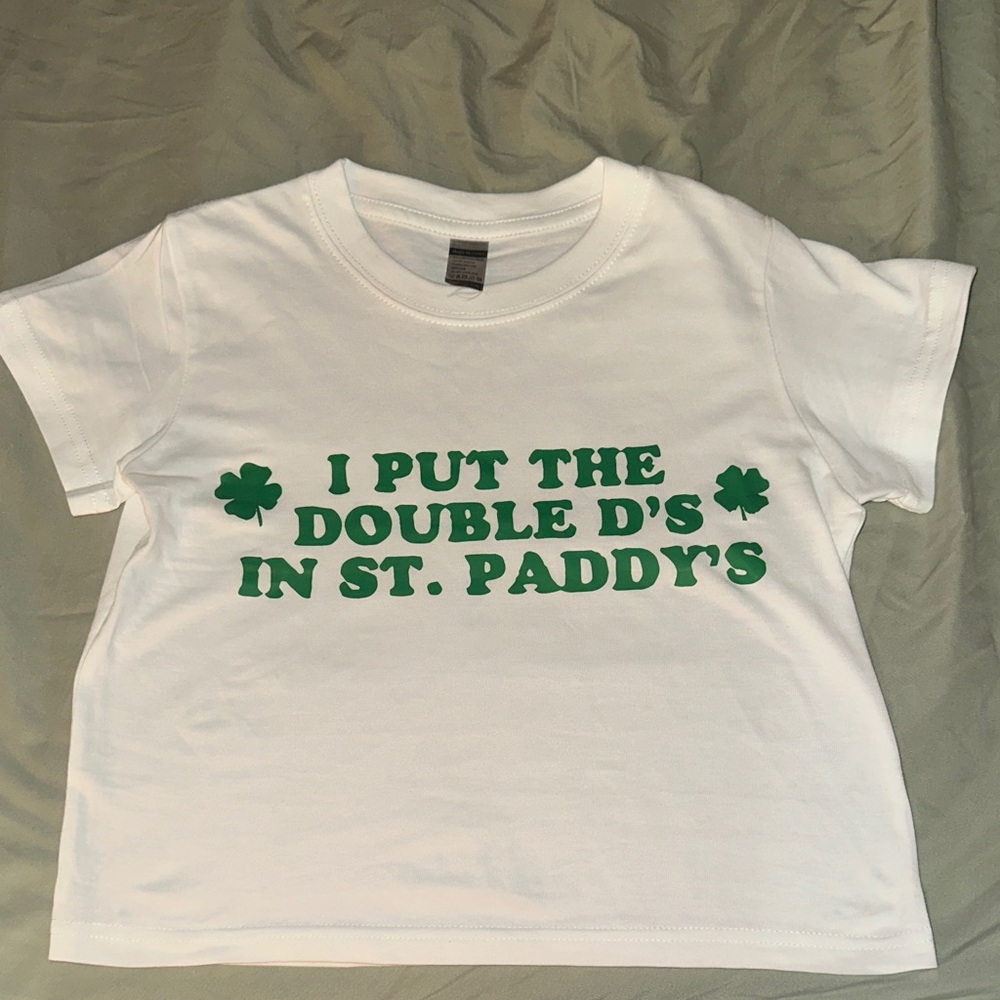 Irish Graphic Cropped T shirt